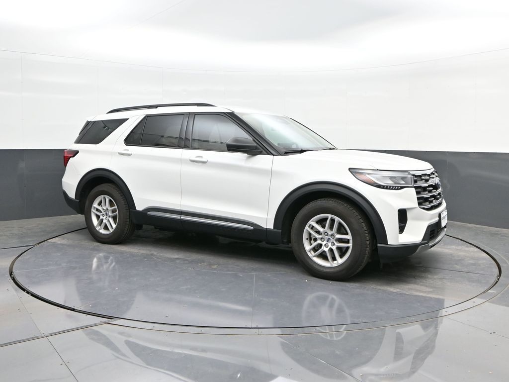 Used 2025 Ford Explorer - photo 17