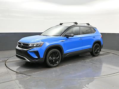 Used 2024 Volkswagen Taos - photo 1