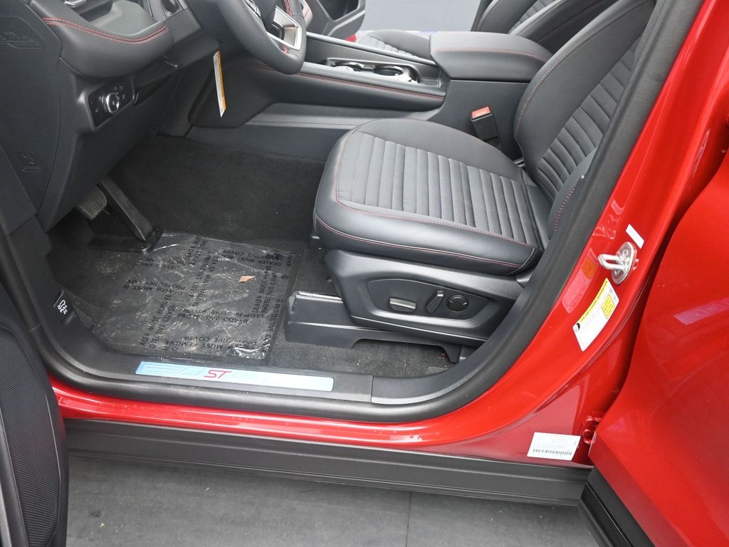 New 2026 Ford Explorer - photo 5