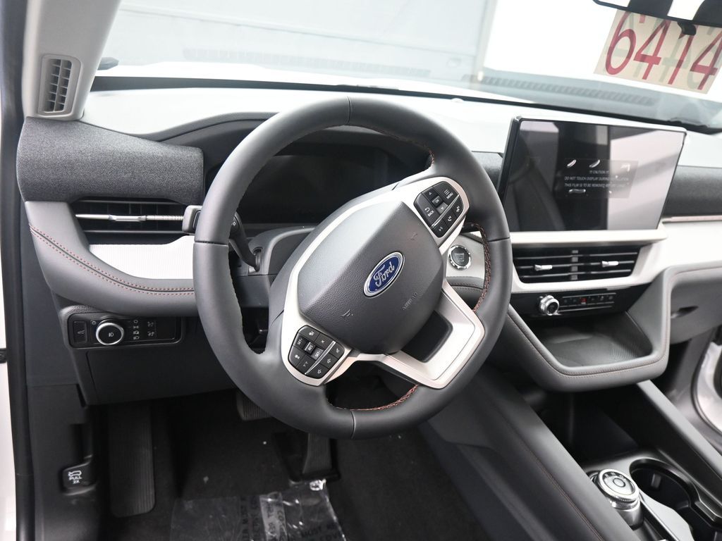 New 2026 Ford Explorer - photo 7