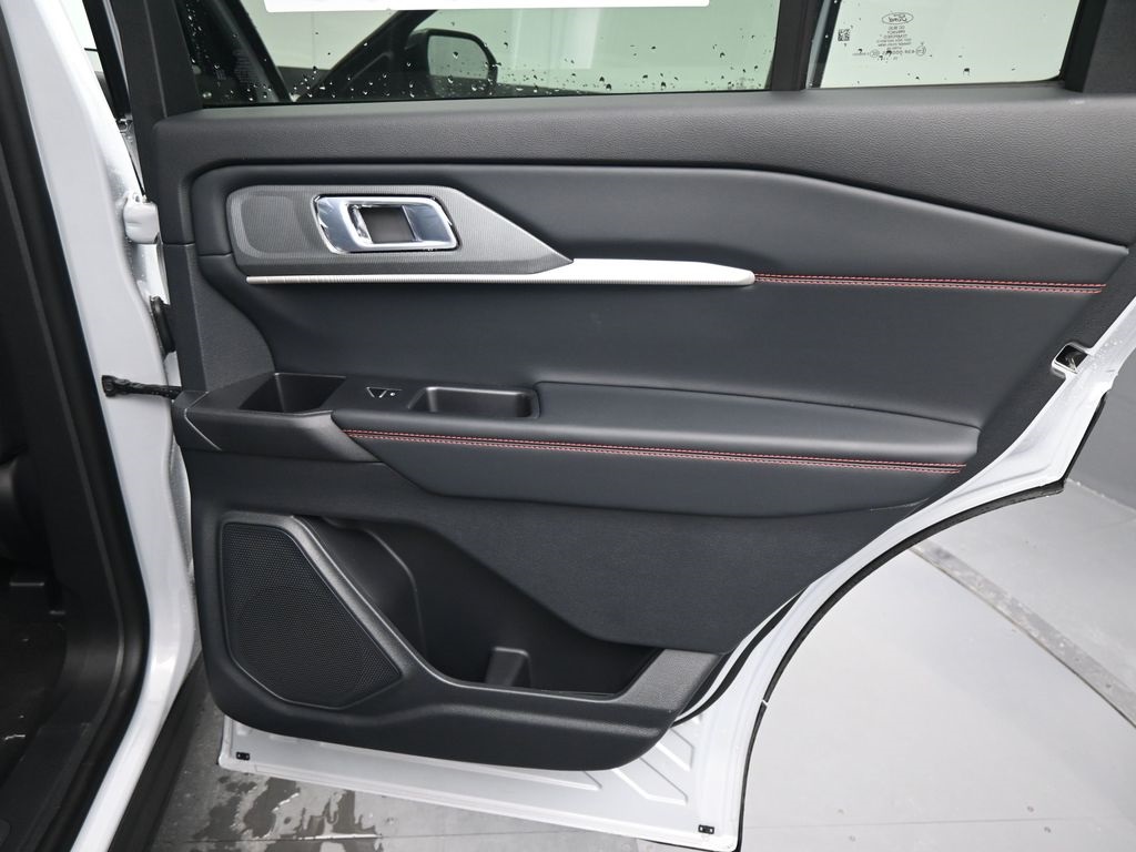 New 2026 Ford Explorer - photo 21