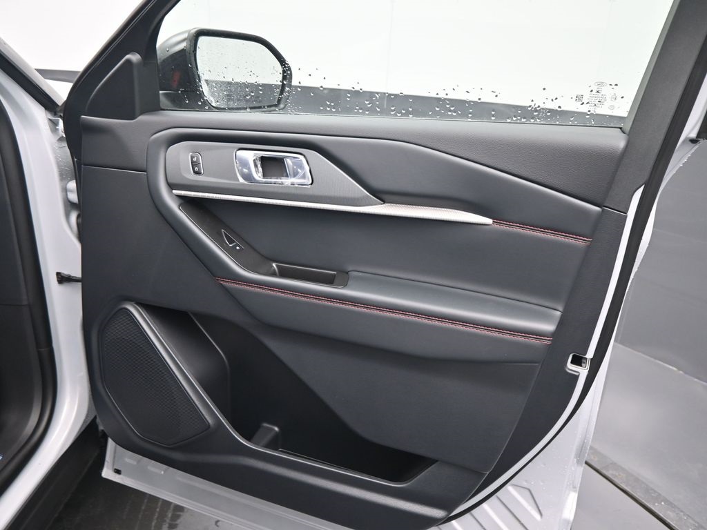 New 2026 Ford Explorer - photo 8