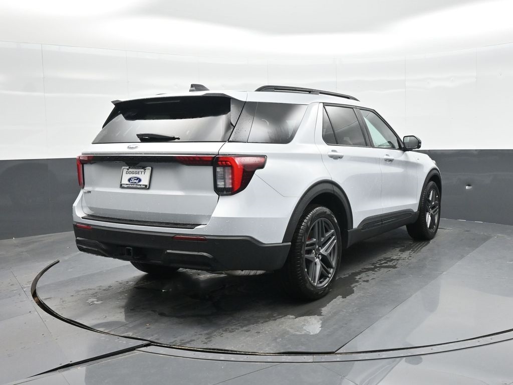 New 2026 Ford Explorer - photo 9