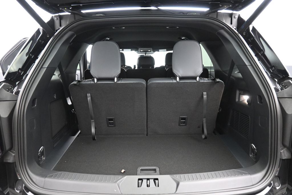 New 2026 Ford Explorer - photo 2