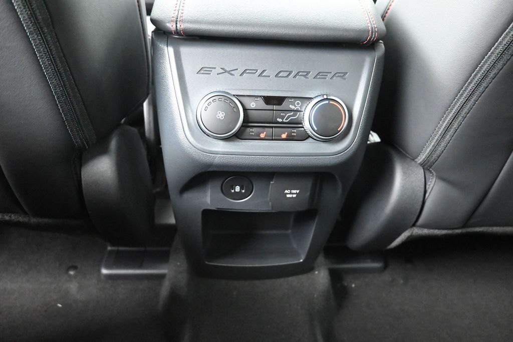 New 2026 Ford Explorer - photo 2