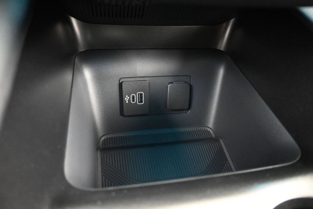 New 2026 Ford Explorer - photo 2