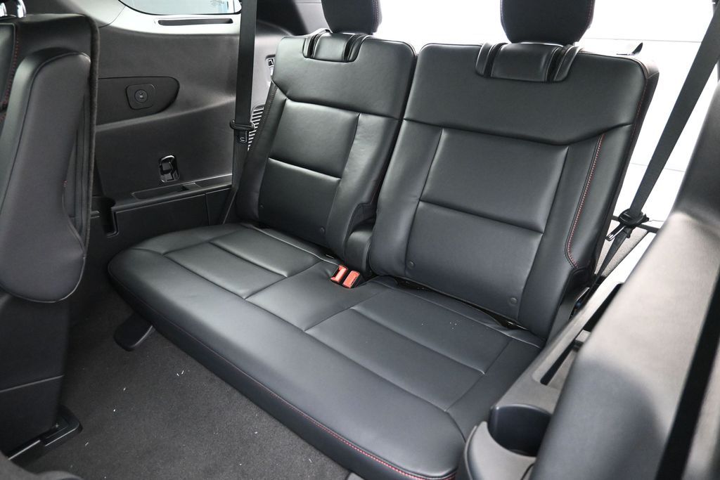 New 2026 Ford Explorer - photo 2