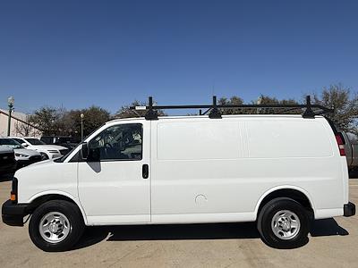 Used 2016 Chevrolet Express 2500 - photo 1