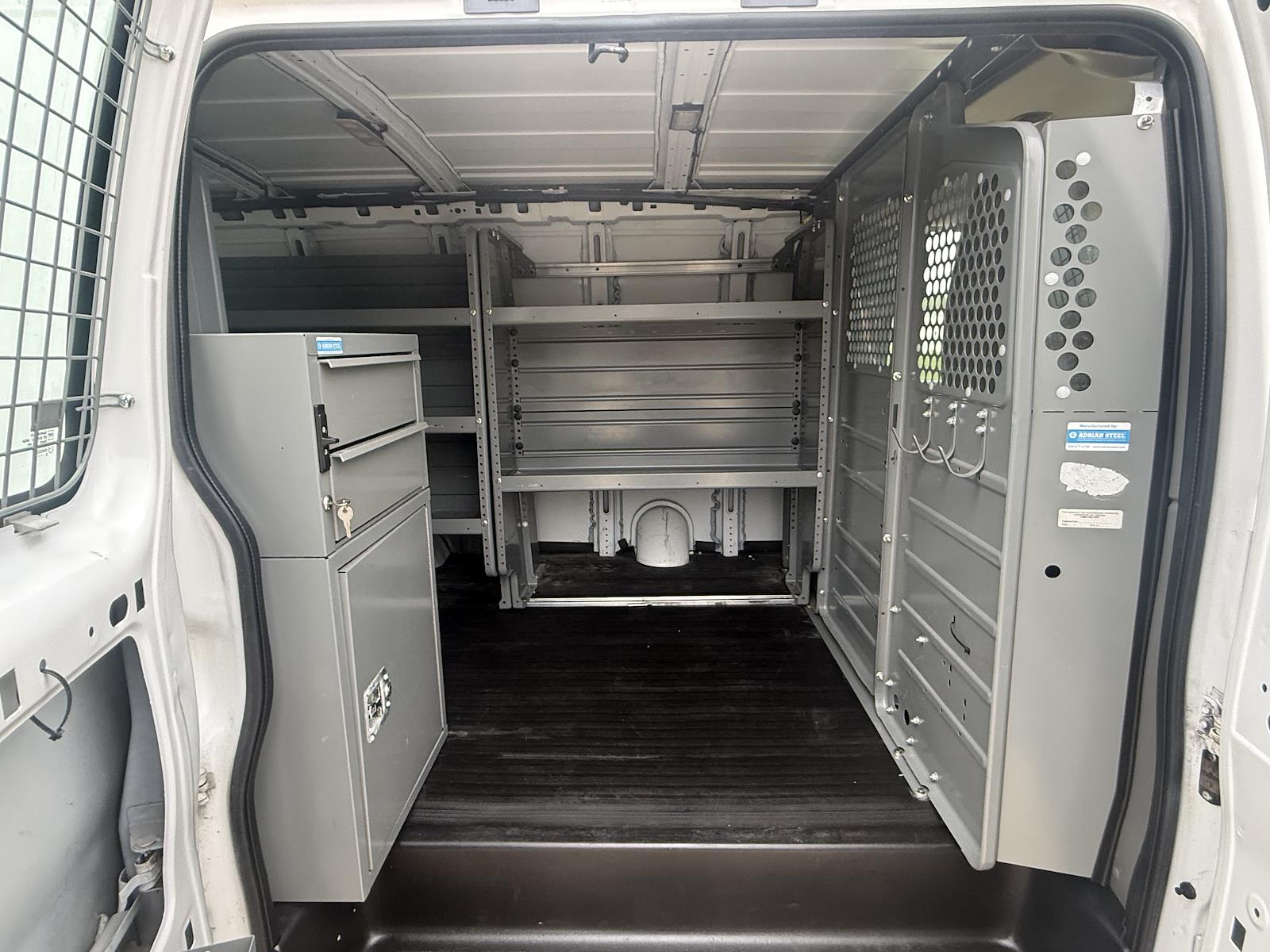 Used 2016 Chevrolet Express 2500 - photo 12