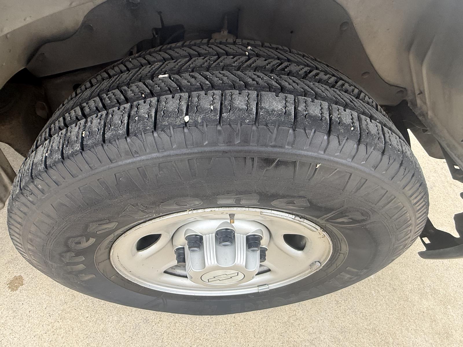 Used 2016 Chevrolet Express 2500 - photo 17
