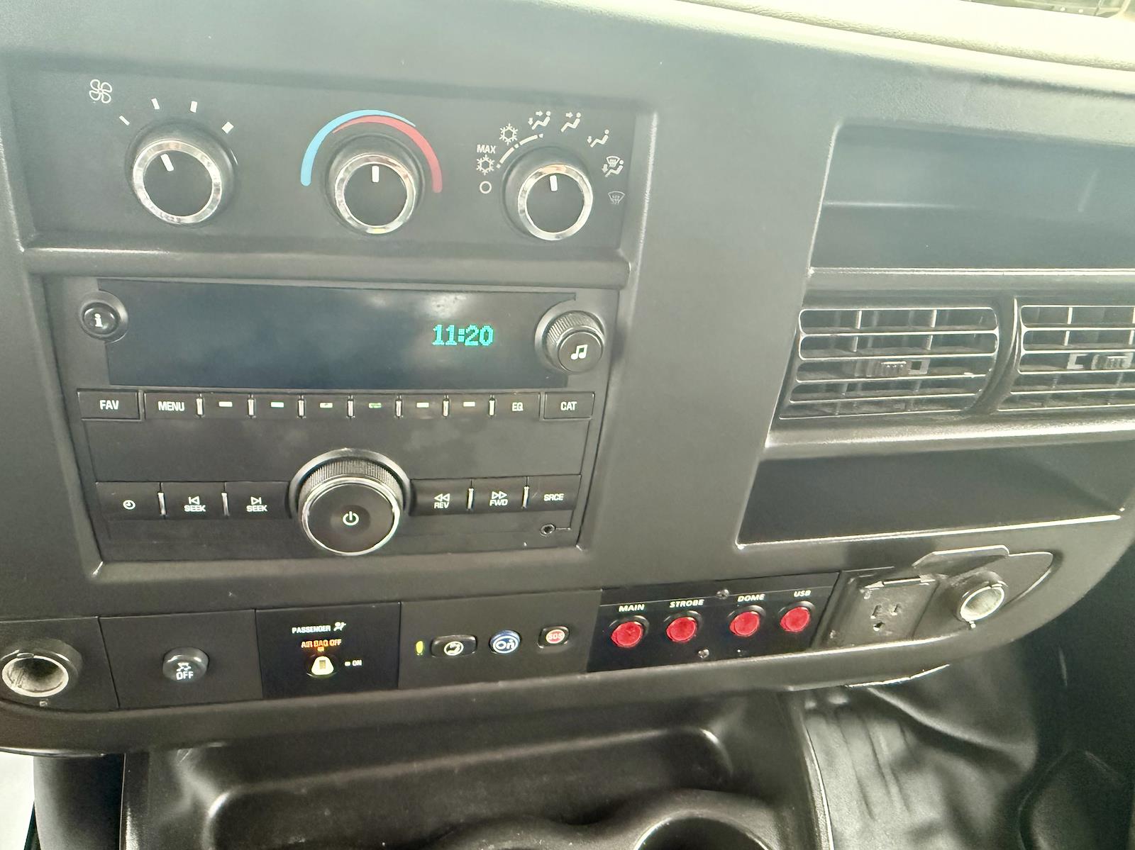 Used 2016 Chevrolet Express 2500 - photo 24