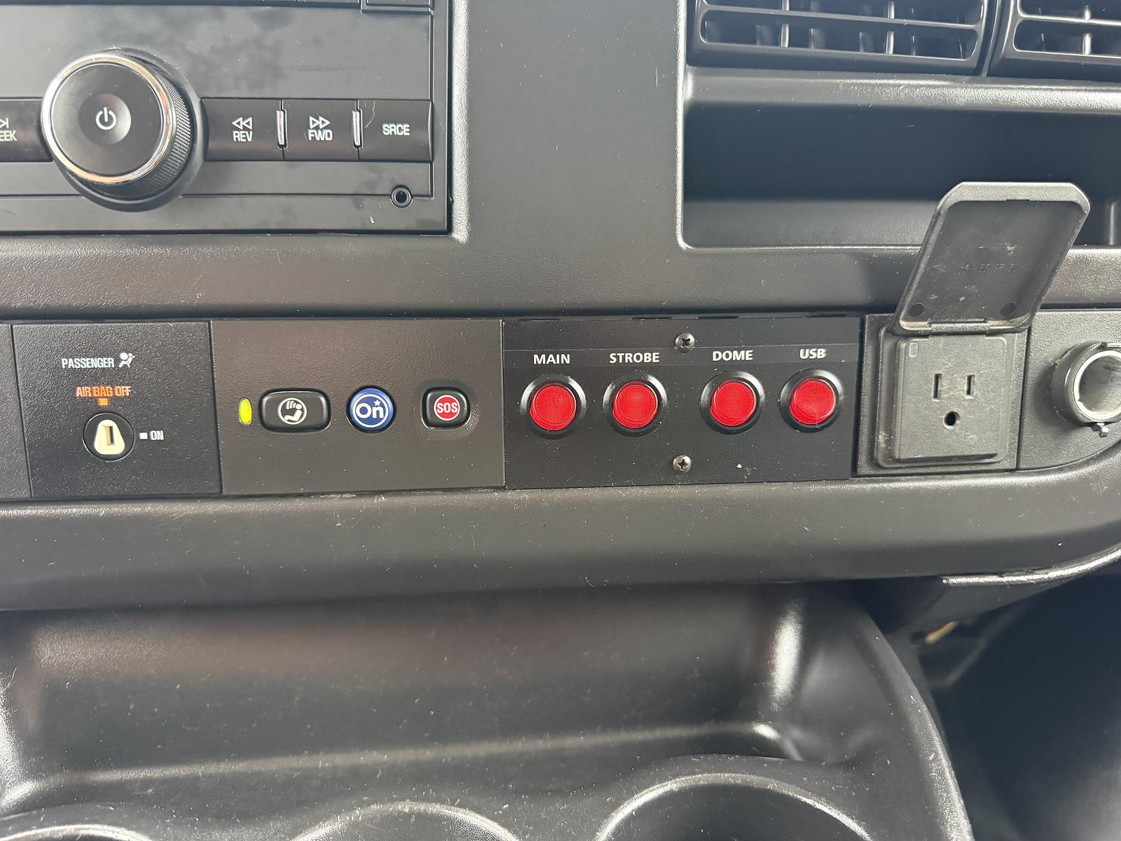 Used 2016 Chevrolet Express 2500 - photo 25