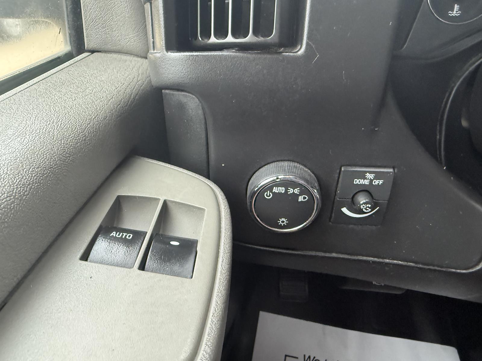 Used 2016 Chevrolet Express 2500 - photo 26