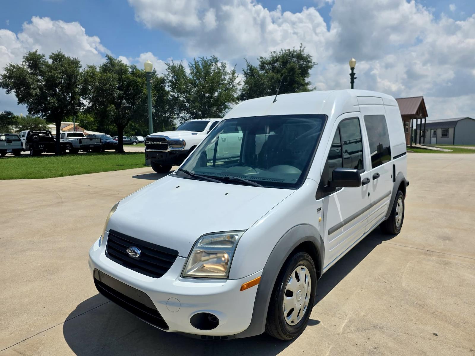 Used 2011 Ford Transit Connect - photo 1