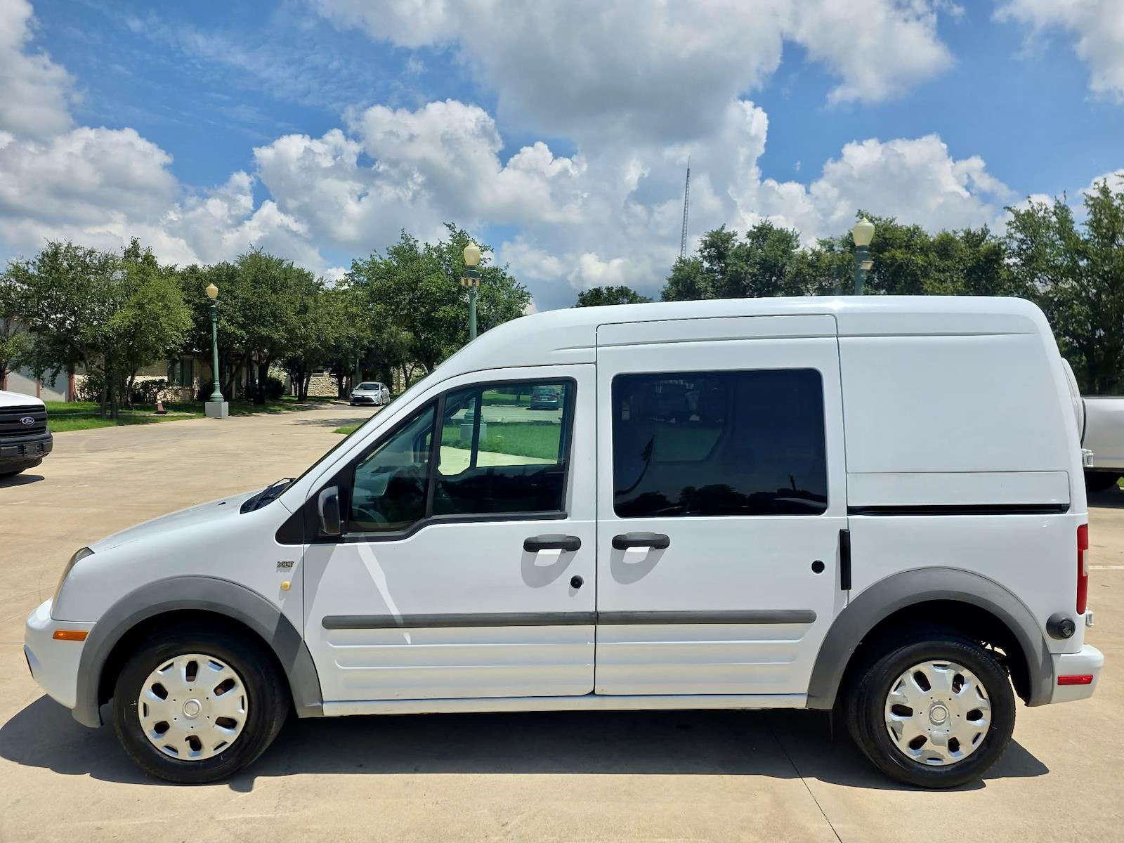 Used 2011 Ford Transit Connect - photo 6
