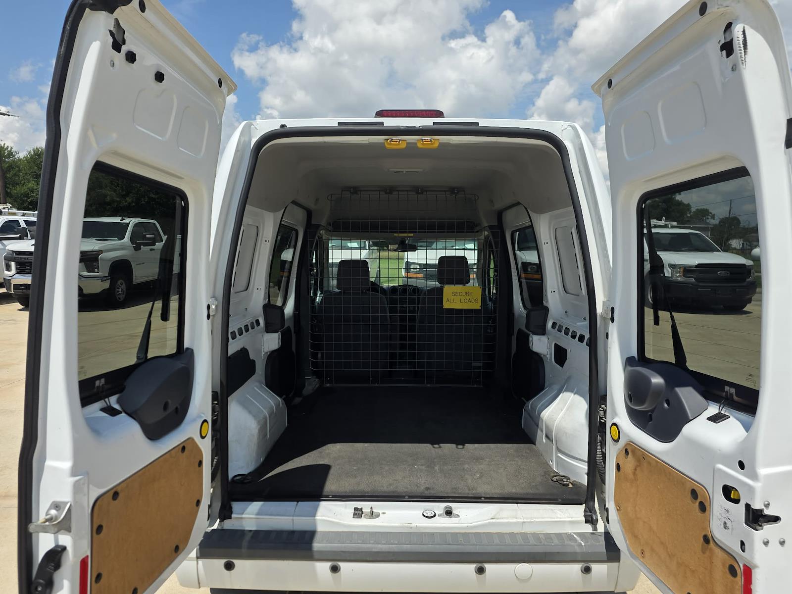 Used 2011 Ford Transit Connect - photo 11