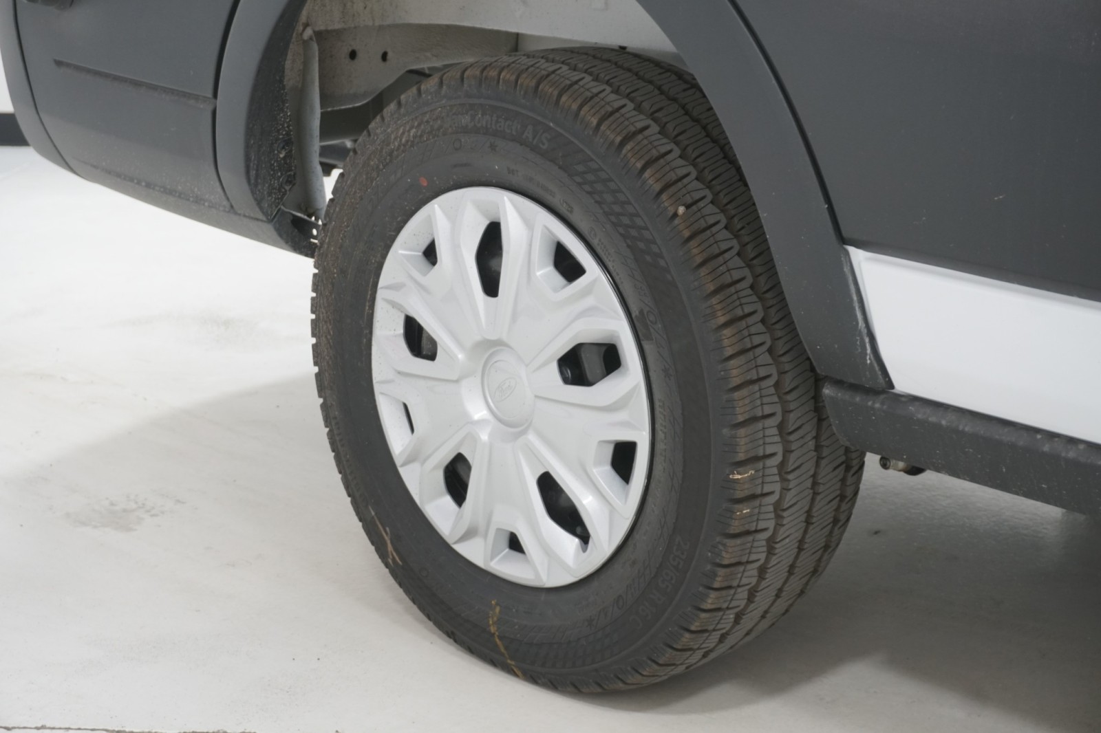 New 2025 Ford E-Transit 350 - photo 12