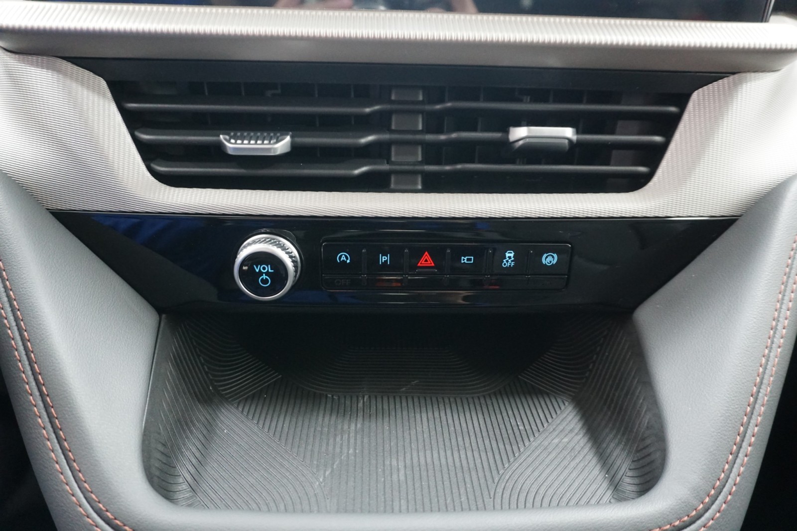 New 2026 Ford Explorer - photo 35