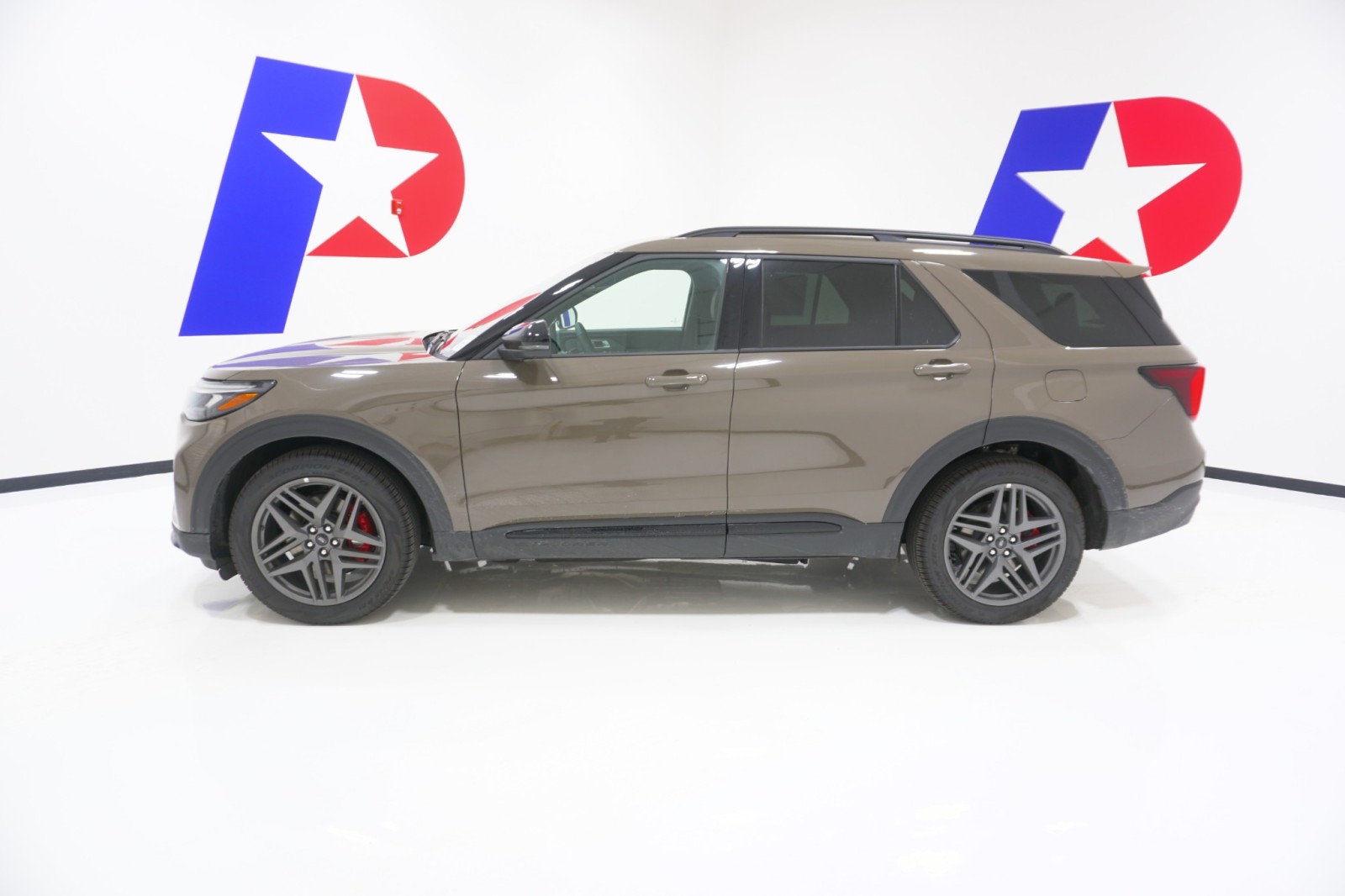 New 2026 Ford Explorer - photo 14