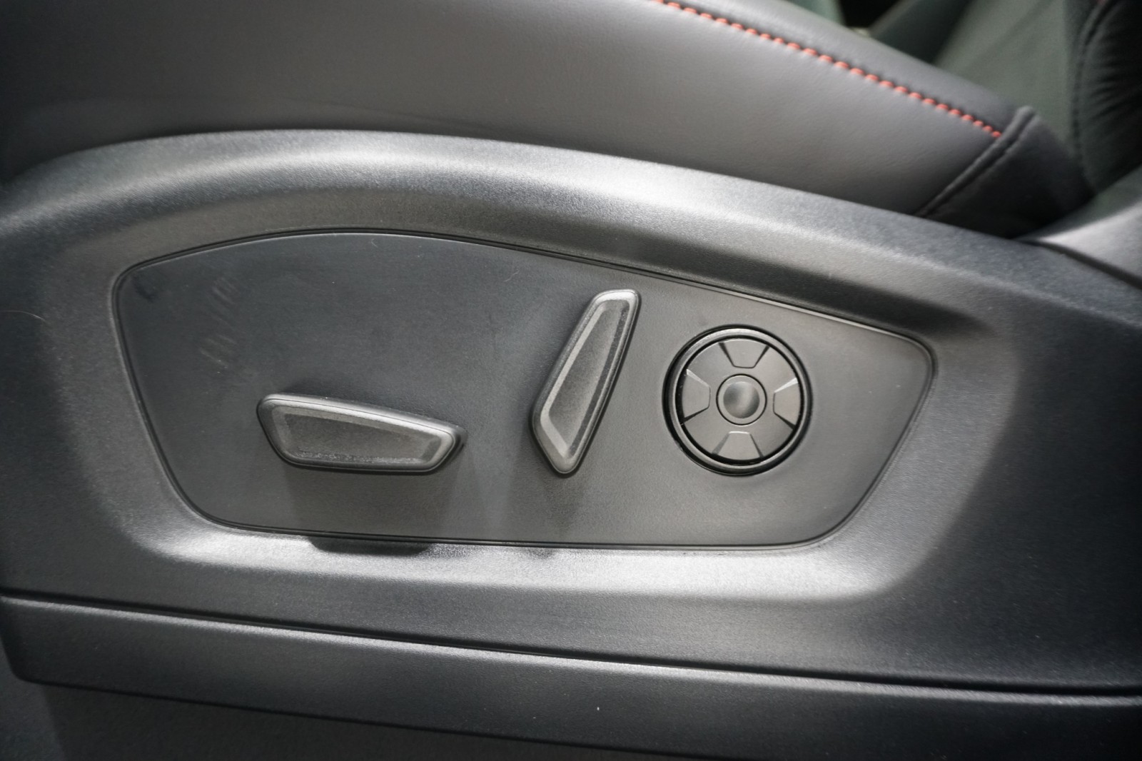 New 2026 Ford Explorer - photo 23