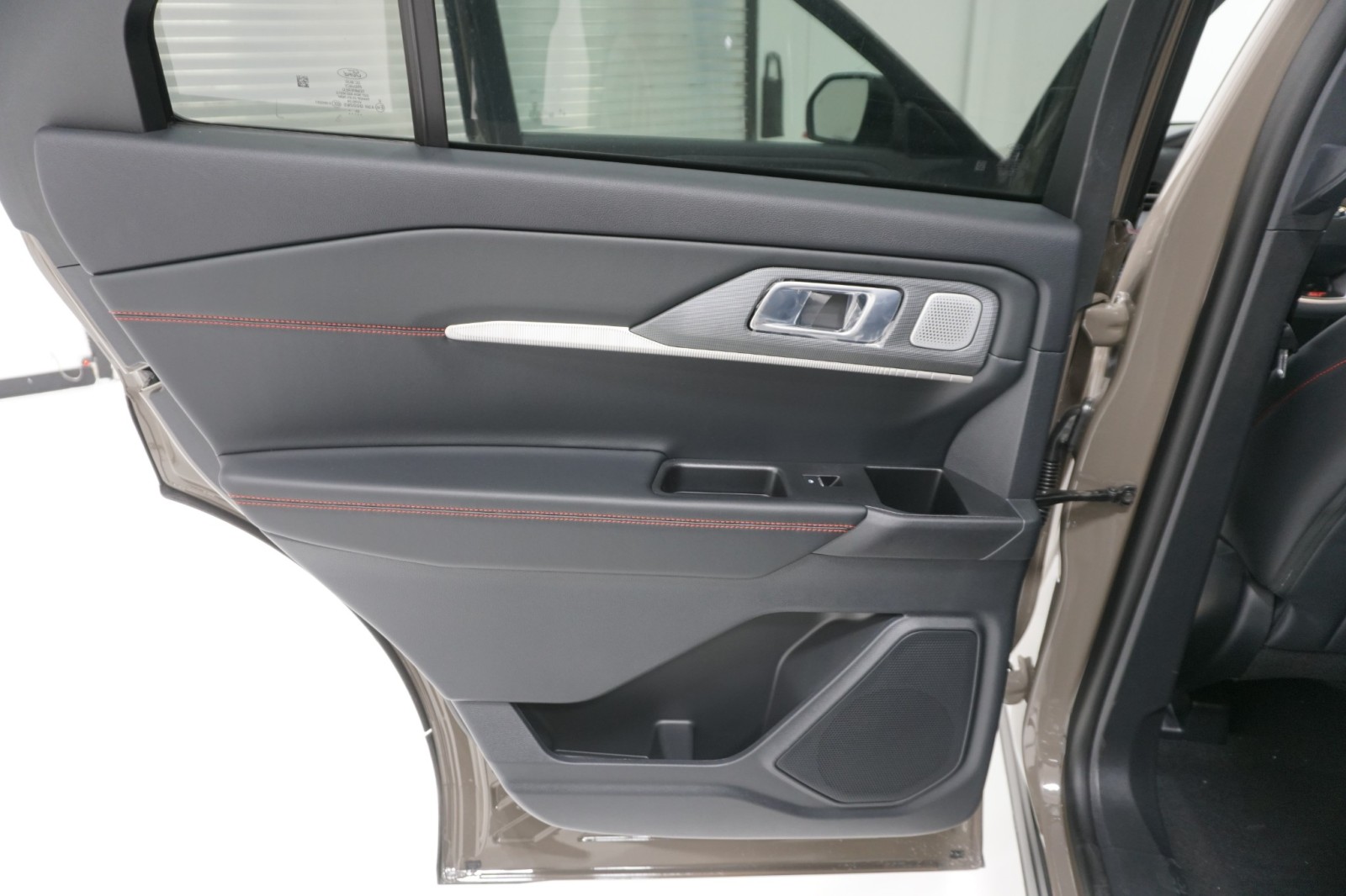 New 2026 Ford Explorer - photo 26