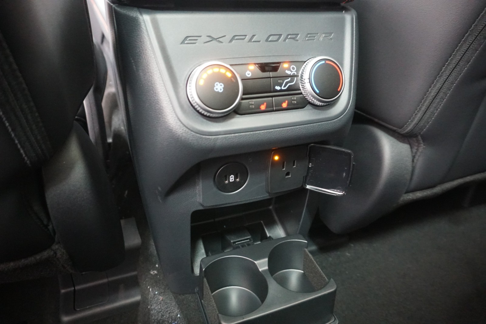 New 2026 Ford Explorer - photo 31