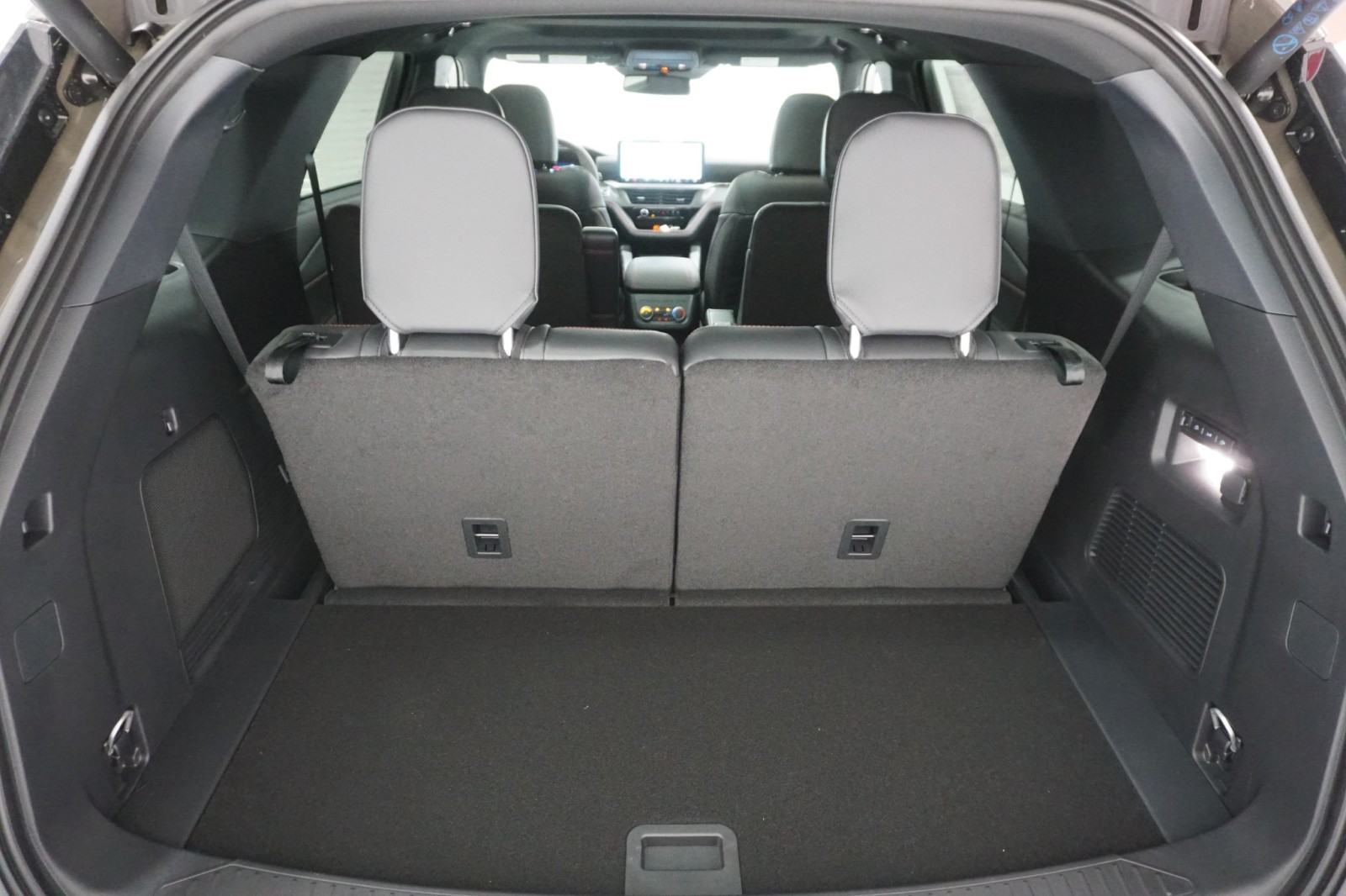 New 2026 Ford Explorer - photo 11