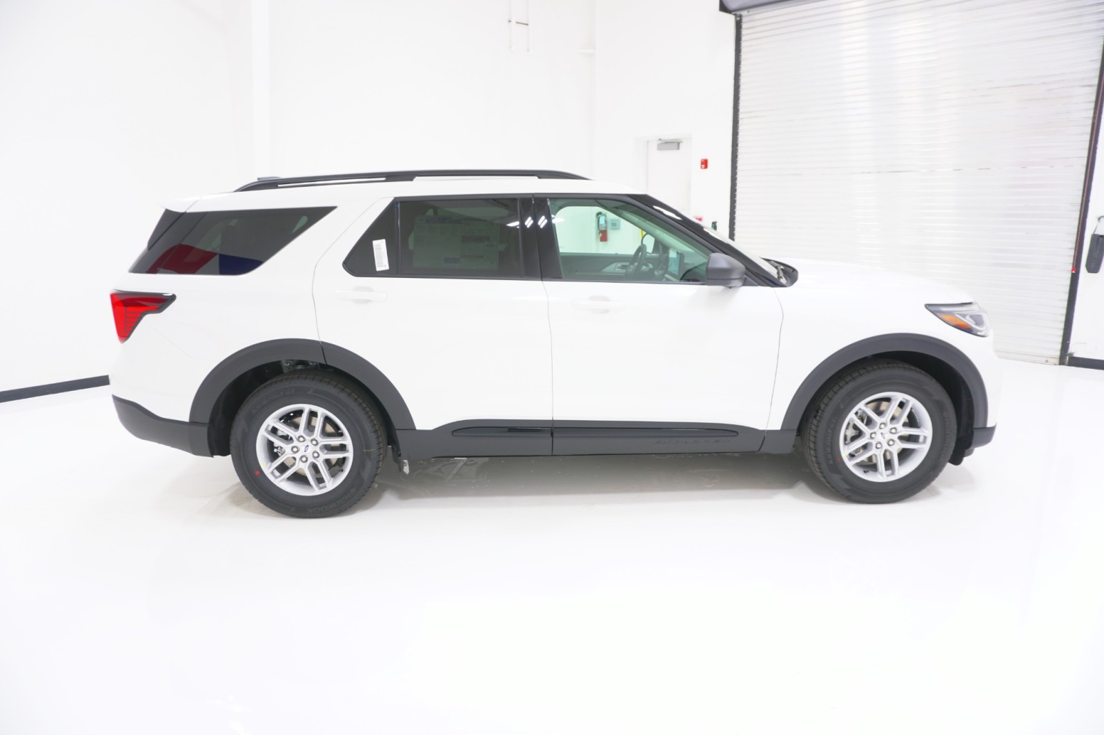New 2026 Ford Explorer - photo 7