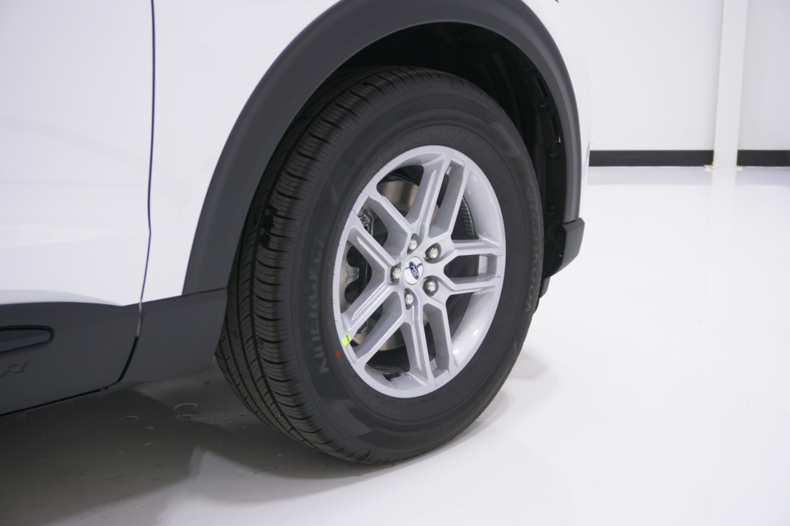 New 2026 Ford Explorer - photo 8