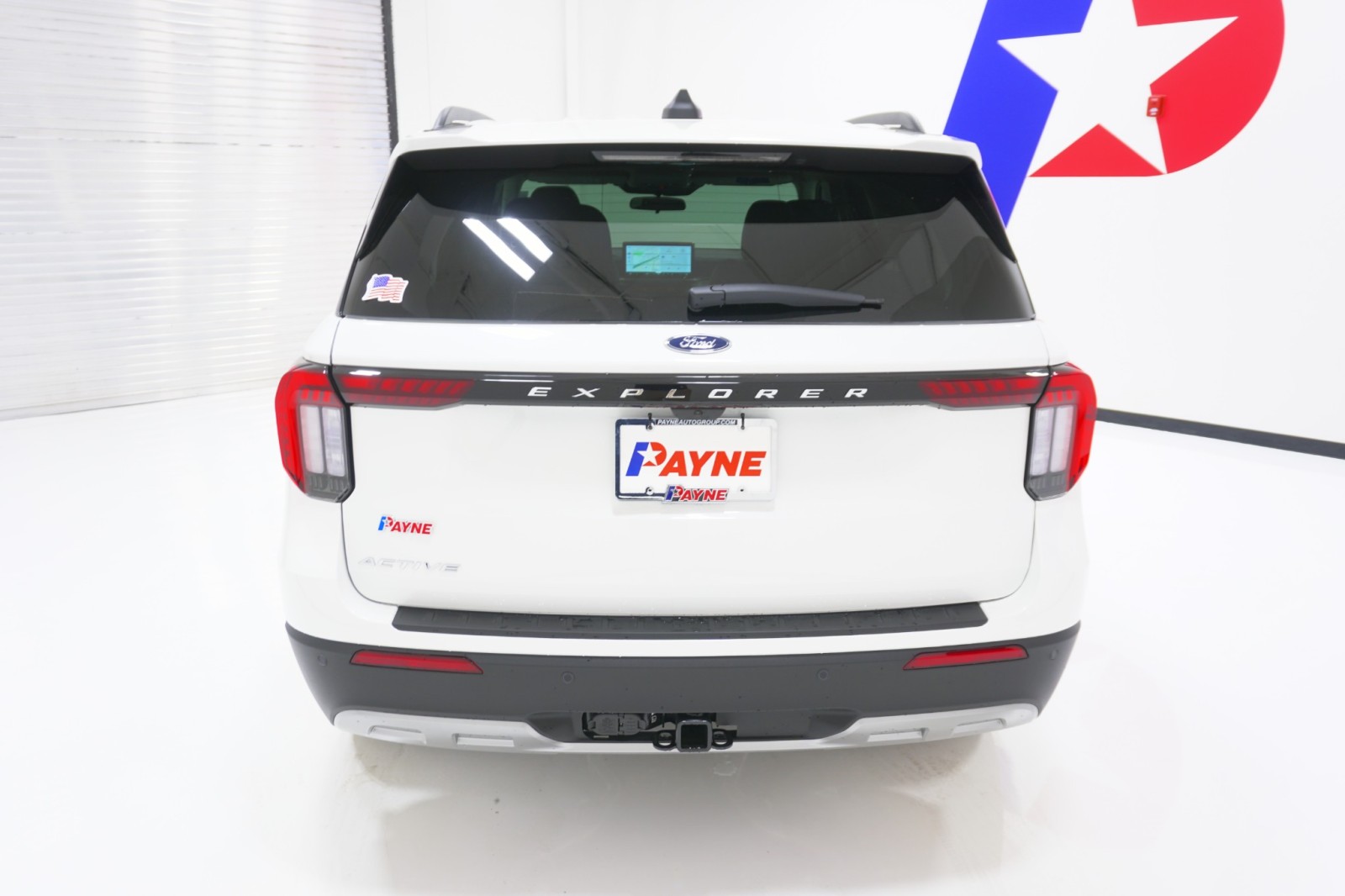 New 2026 Ford Explorer - photo 2