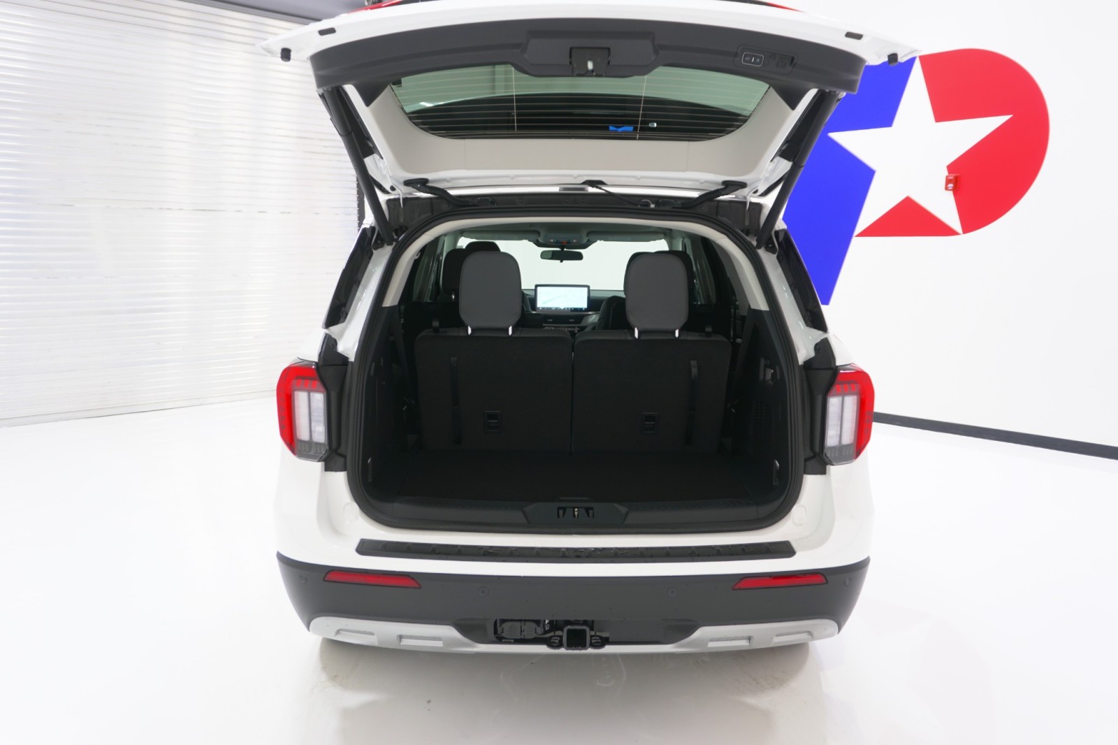 New 2026 Ford Explorer - photo 10