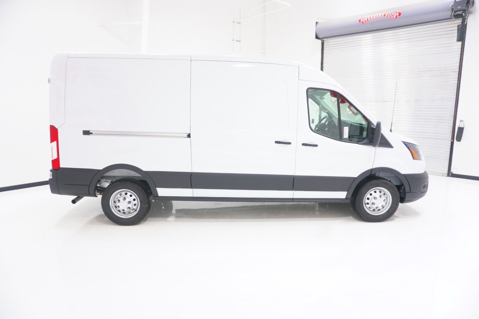 New 2026 Ford Transit 250 - photo 6