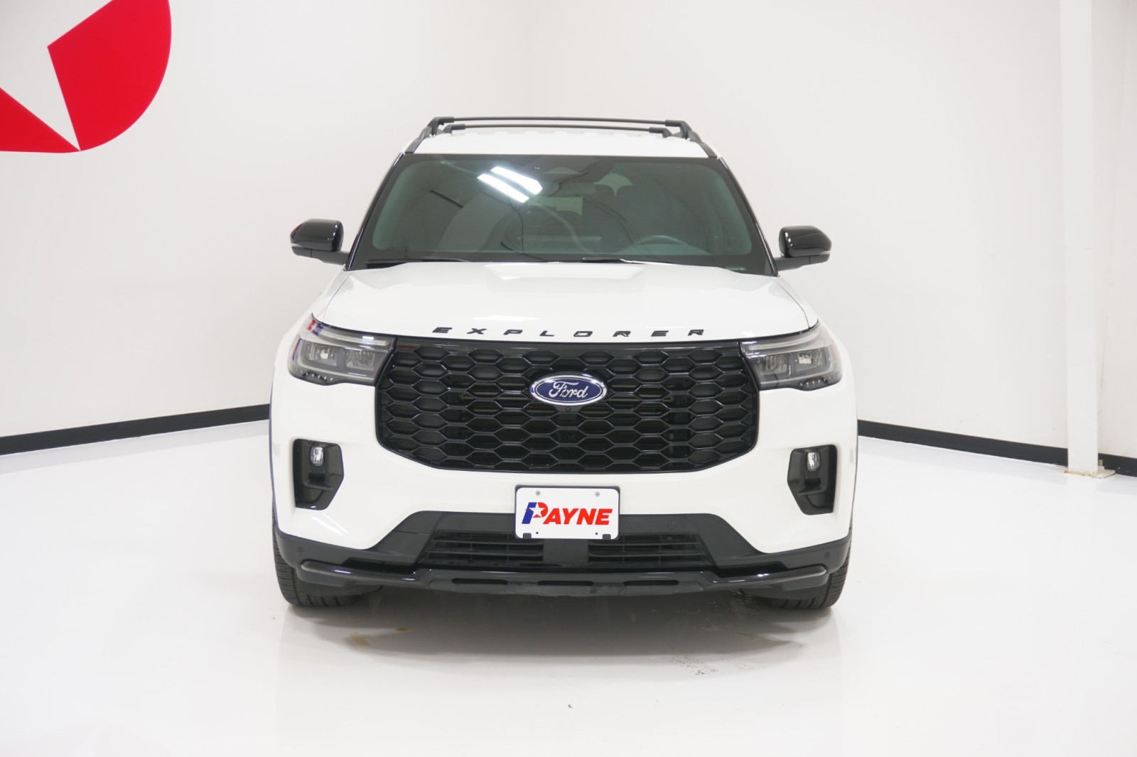 Used 2025 Ford Explorer - photo 2