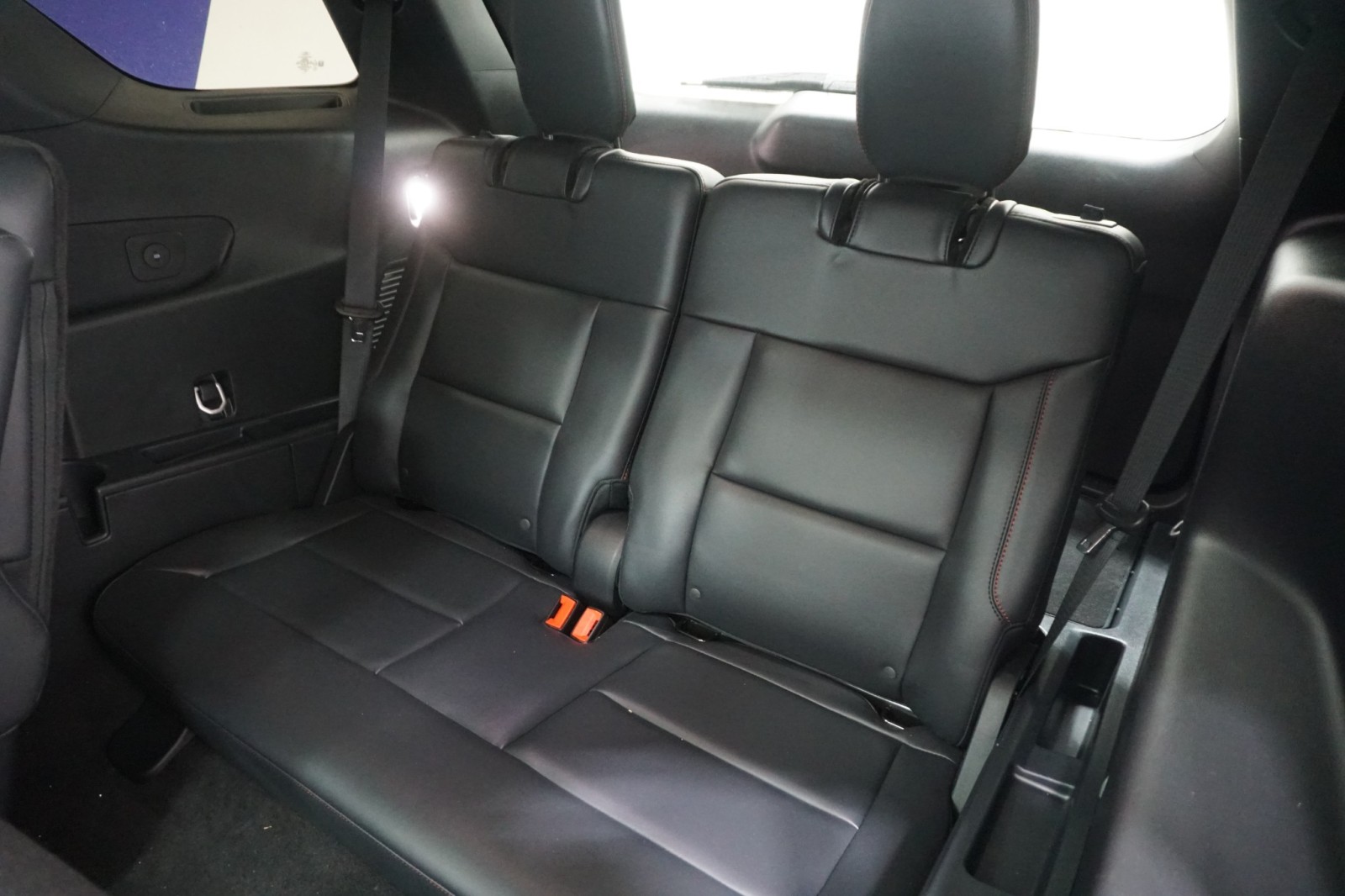 Used 2025 Ford Explorer - photo 30