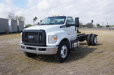 New 2027 Ford F-650 - photo 1