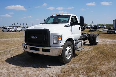 New 2027 Ford F-650 - photo 1