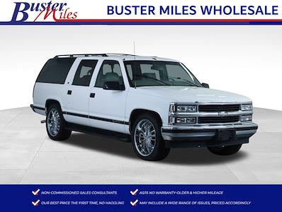 Used 1999 Chevrolet Suburban - photo 1