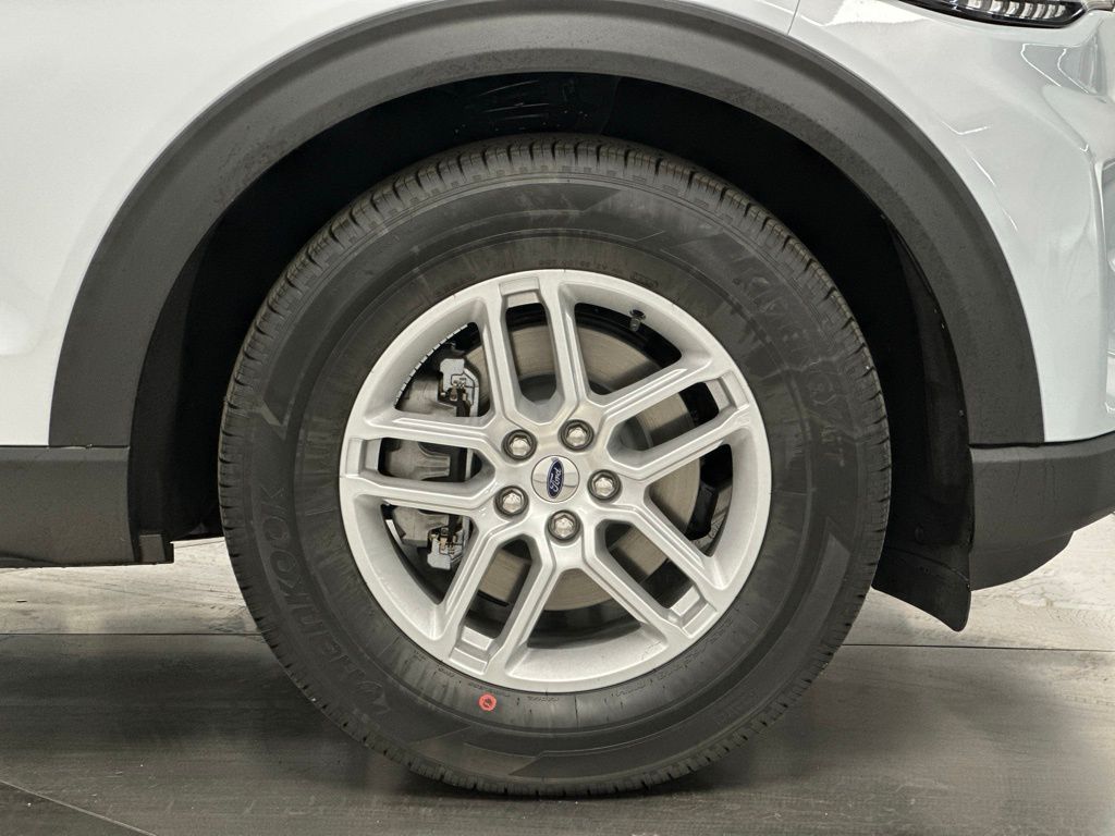 New 2026 Ford Explorer - photo 31