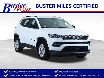 Used 2025 Jeep Compass - photo 1