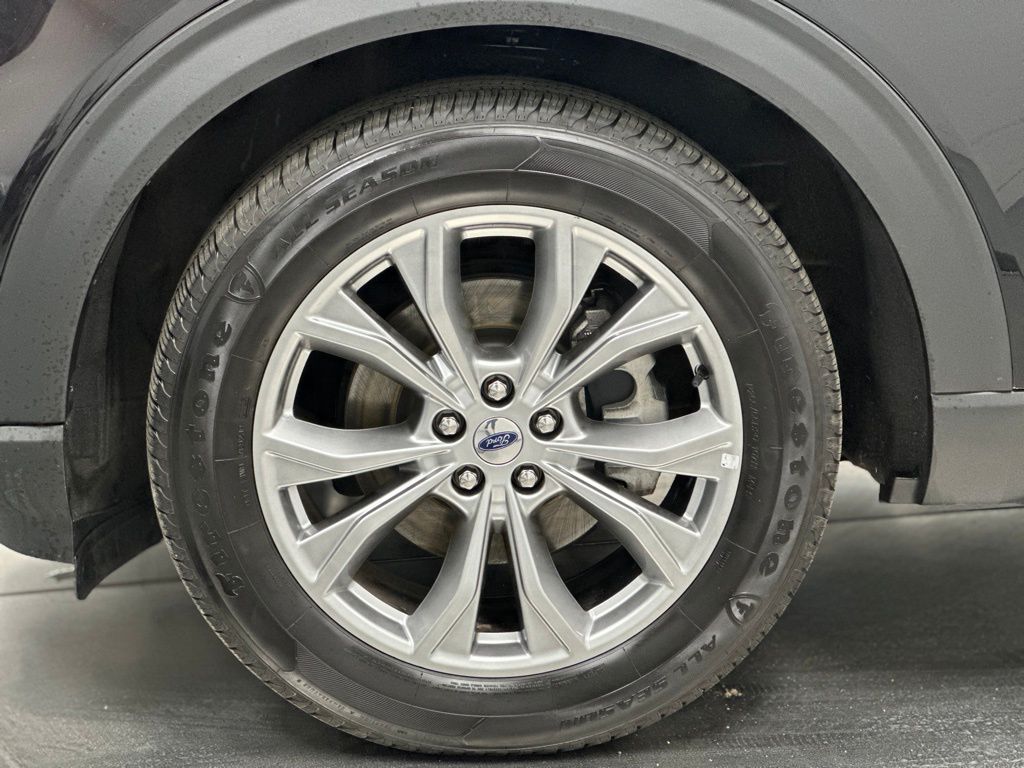 Used 2024 Ford Explorer - photo 30