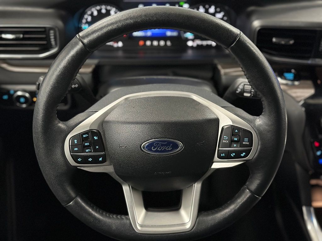 Used 2024 Ford Explorer - photo 8