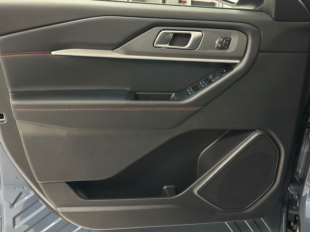 New 2026 Ford Explorer - photo 18