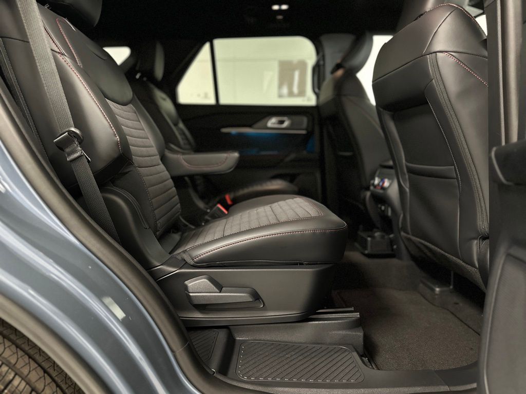New 2026 Ford Explorer - photo 26