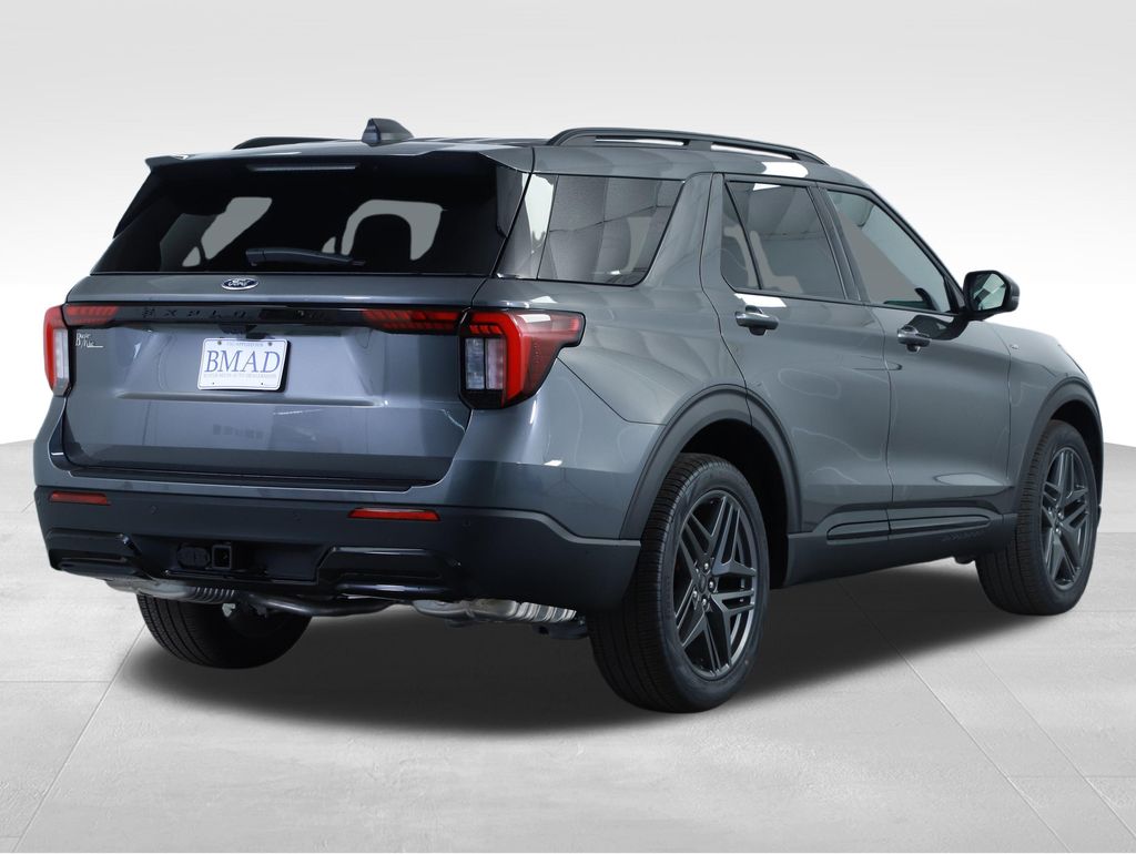 New 2026 Ford Explorer - photo 2