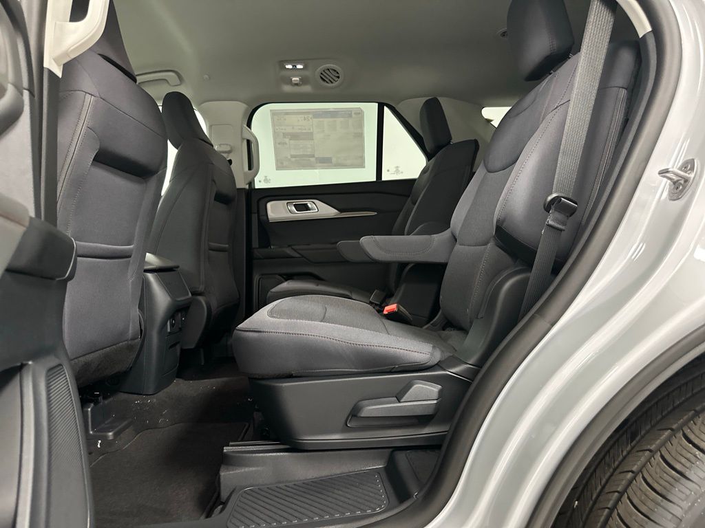 New 2026 Ford Explorer - photo 22
