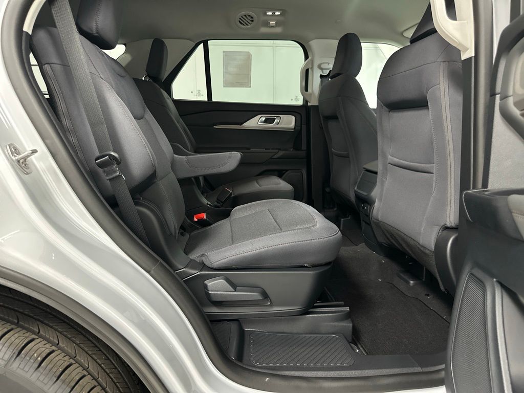 New 2026 Ford Explorer - photo 24