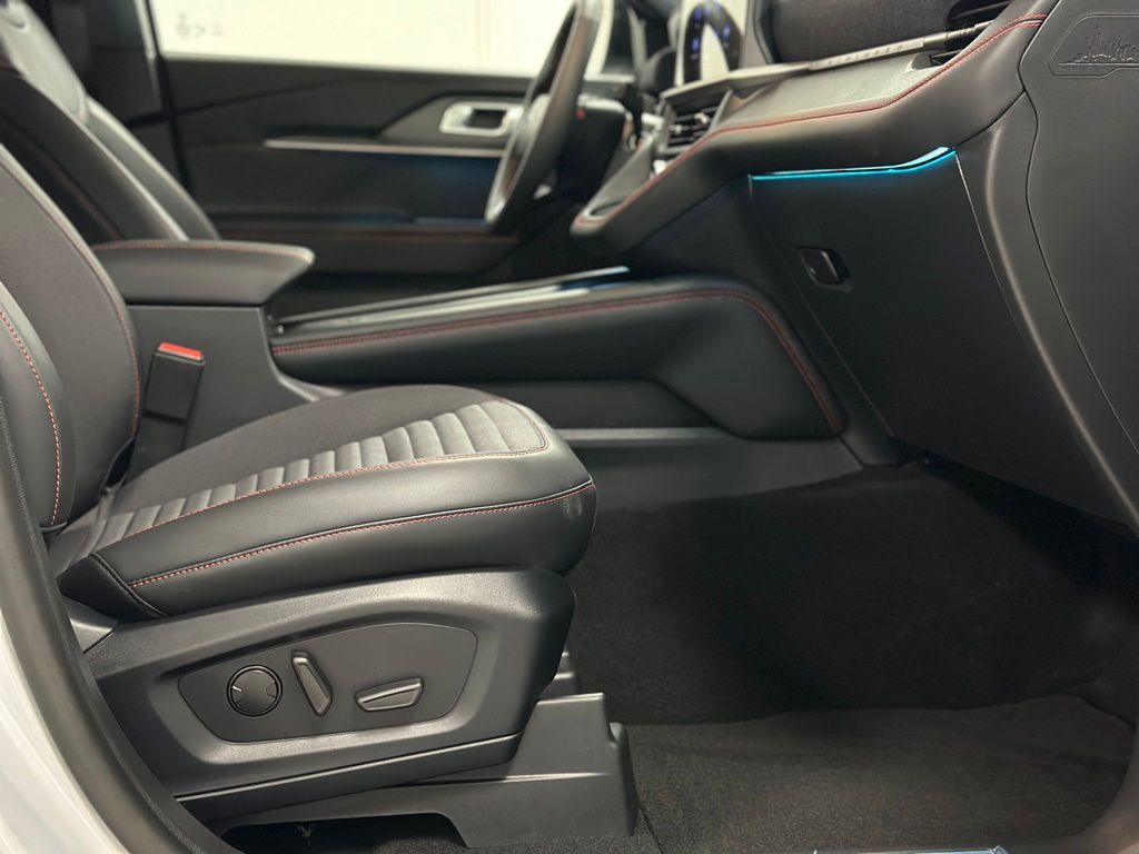 New 2026 Ford Explorer - photo 27