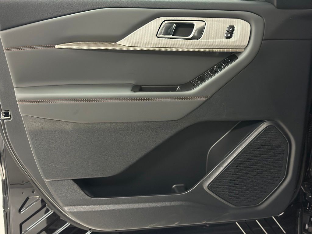 New 2026 Ford Explorer - photo 18