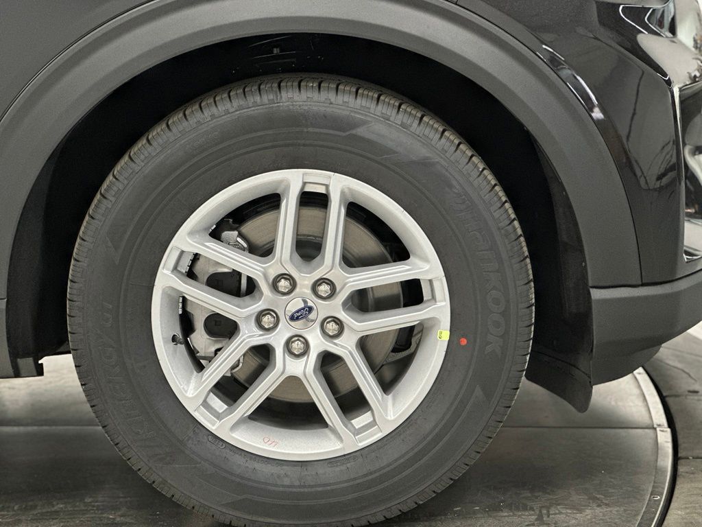 New 2026 Ford Explorer - photo 26