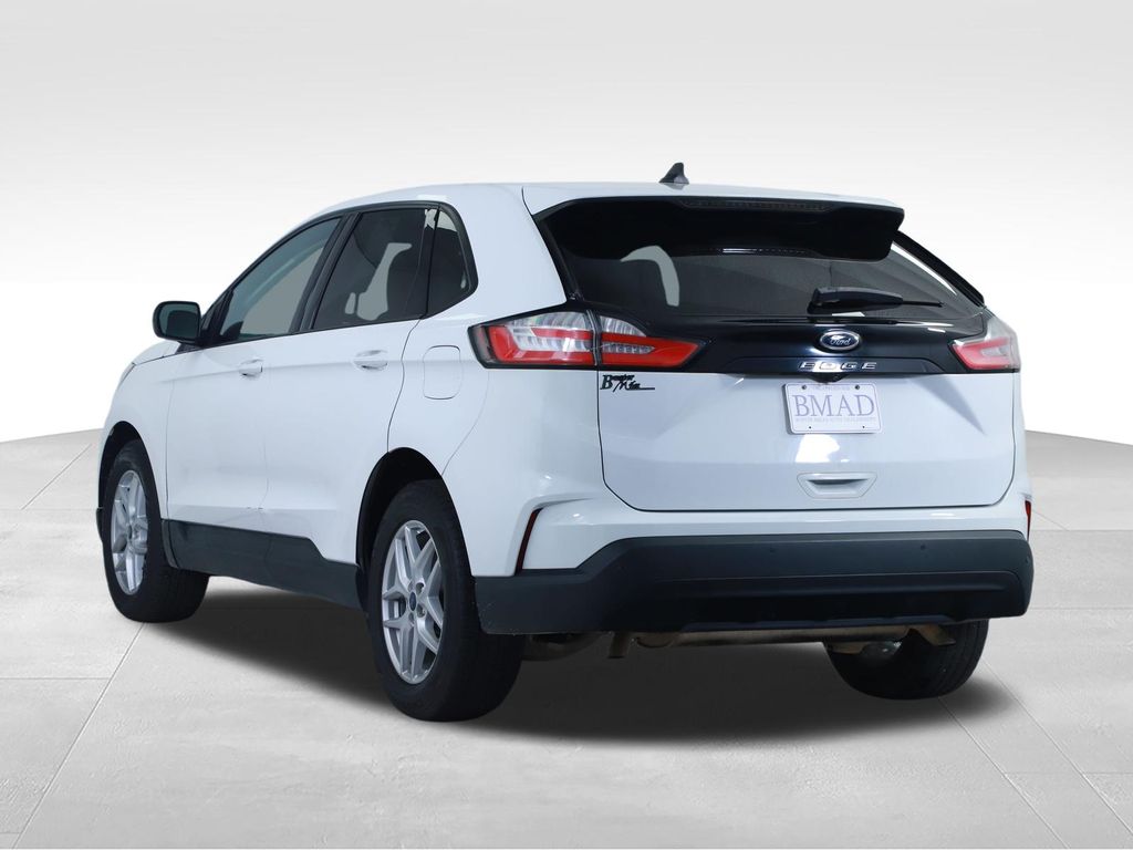 Used 2021 Ford Edge - photo 2